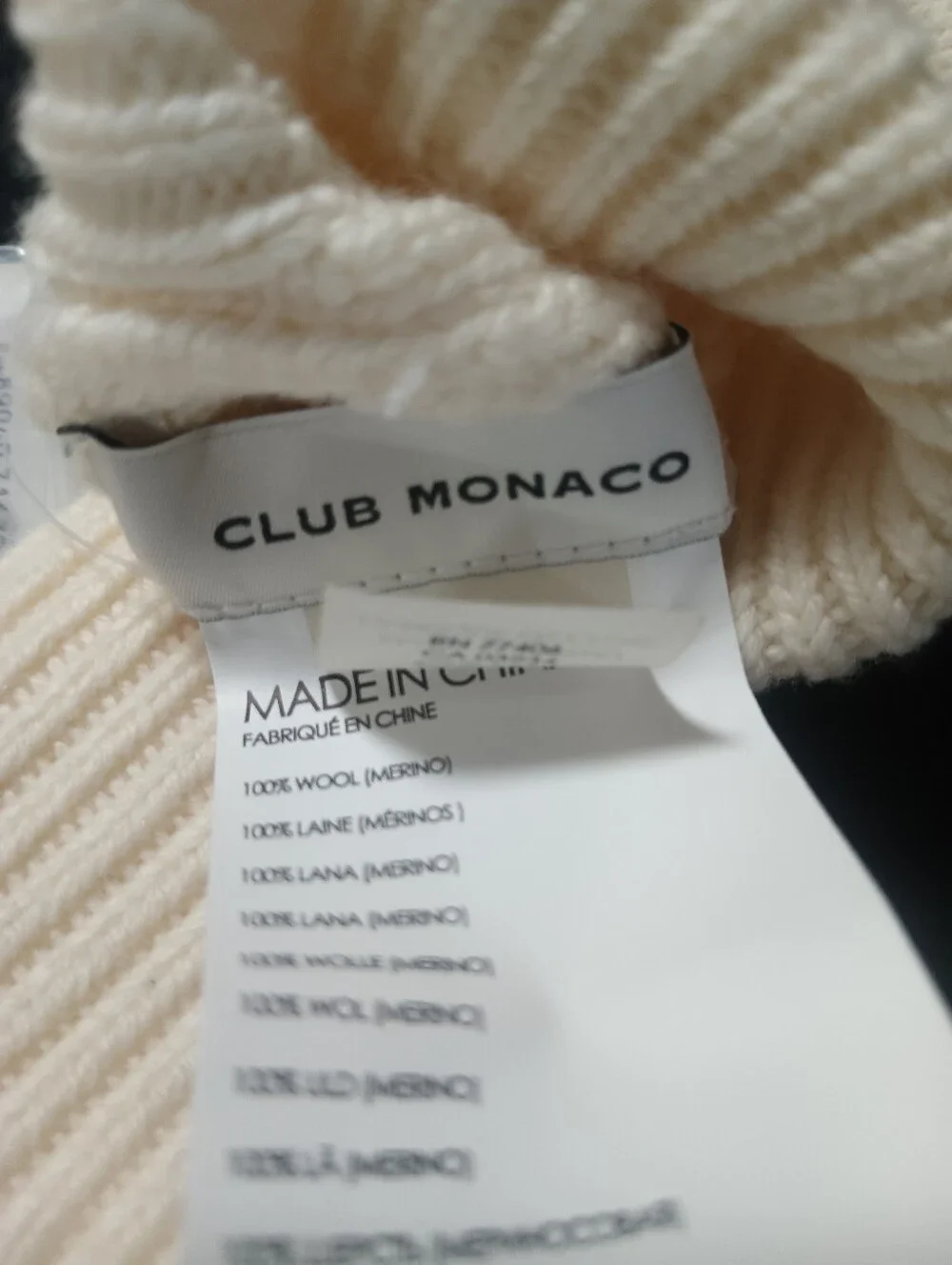 Club Monaco Ivory Cable-Knit Fingerless Gloves